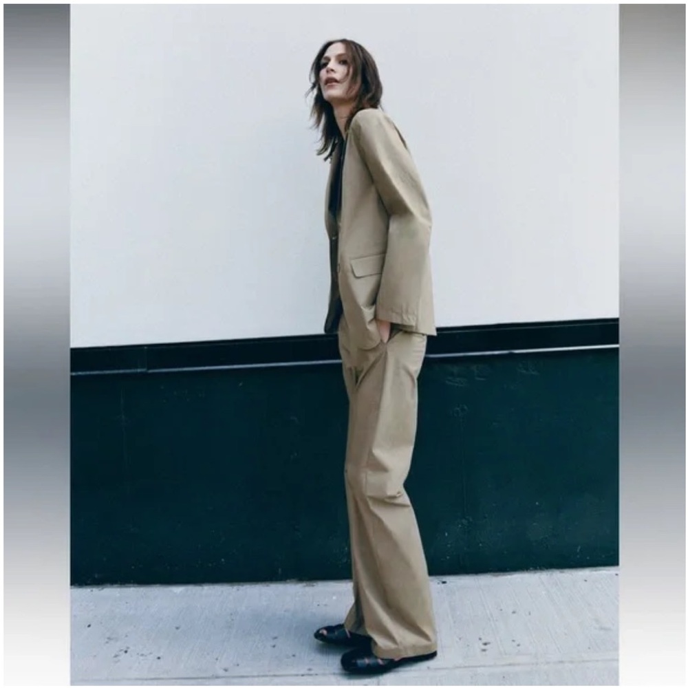 ZARA STRAIGHT LEG CASUAL PANTS size XS